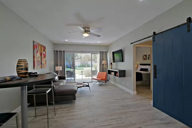 MLS: 6070040 Condo For Sale