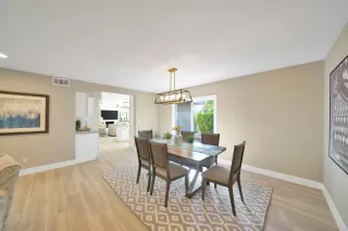 Photo #4: 6070064 Listing