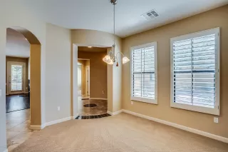 Photo #6: 6070466 Listing