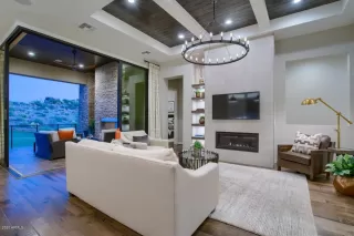 Photo #3: 6070577 Listing