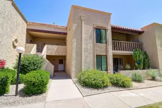 Photo #2: 6070605 Listing