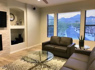 Photo #3: 6070632 Listing