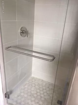 Photo #6: 6070768 Listing