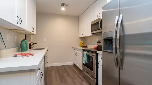 MLS: 6070931 Condo For Sale