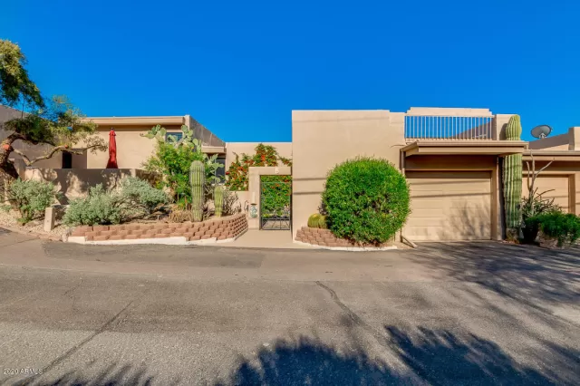 MLS: 6070965 Condo For Sale