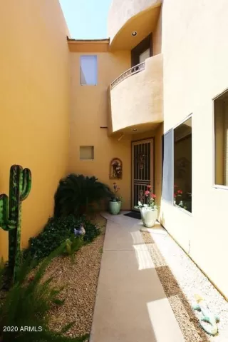 Photo #2: 6071014 Listing 