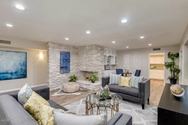 MLS: 6071068 Condo For Sale