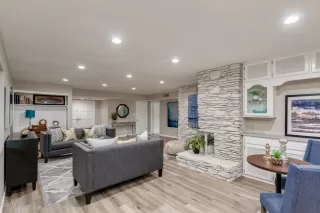 Photo #6: 6071068 Listing 