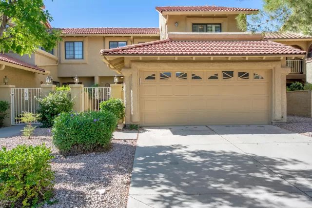 MLS: 6071071 Condo For Sale