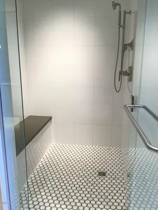 Photo #4: 6071318 Listing