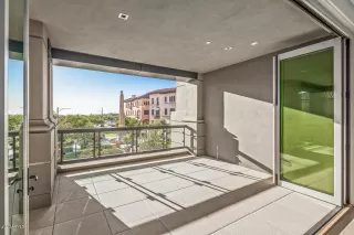 Photo #6: 6071318 Listing