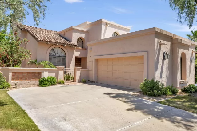 MLS: 6071670 Condo For Sale