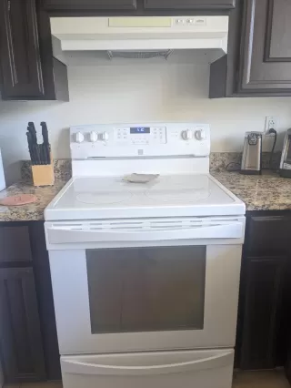 Photo #4: 6071944 Listing