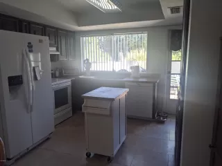 Photo #5: 6071944 Listing