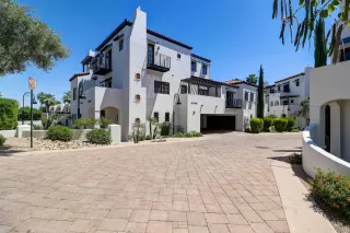 Photo #1: 6072013 Listing
