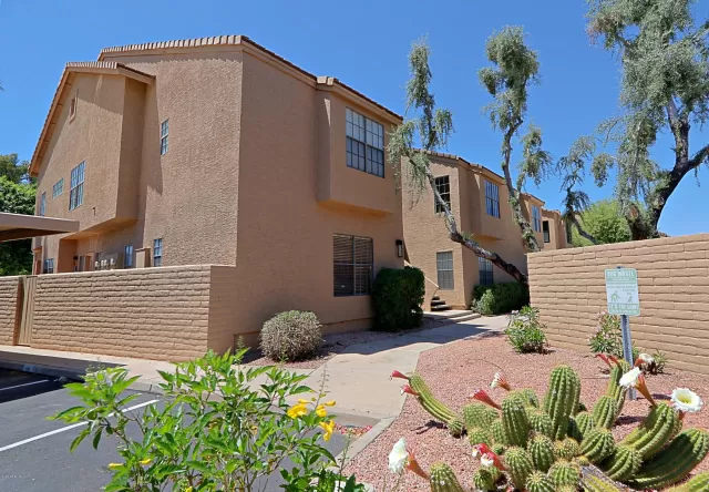 MLS: 6072101 Condo For Sale