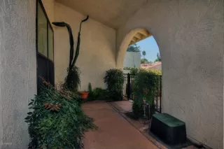 Photo #2: 6072143 Listing