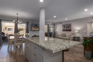 Photo #4: 6072150 Listing 