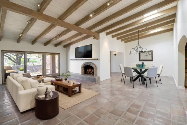 MLS: 6072236 Condo For Sale