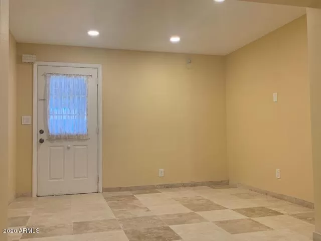 MLS: 6072348 Condo For Sale