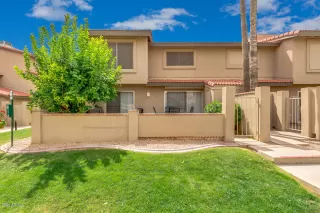 Photo #3: 6072619 Listing