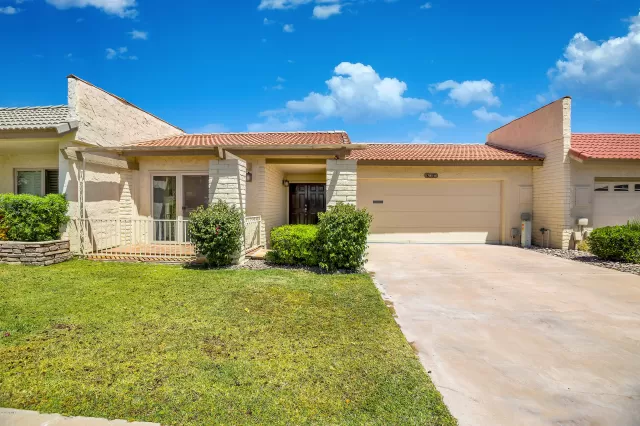 MLS: 6072634 Condo For Sale