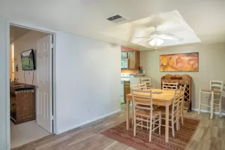 Photo #6: 6072944 Listing