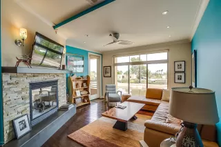 Photo #4: 6072965 Listing