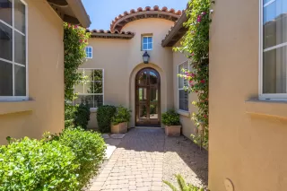 Photo #2: 6073361 Listing