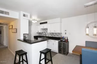 Photo #4: 6073467 Listing