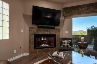 Photo #4: 6074614 Listing