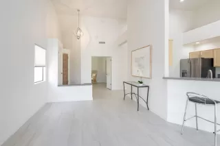 Photo #4: 6074899 Listing