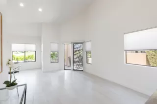 Photo #5: 6074899 Listing