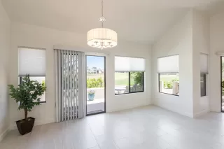 Photo #6: 6074899 Listing