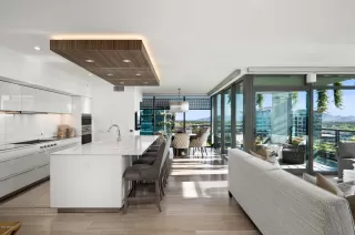 Photo #5: 6074935 Listing