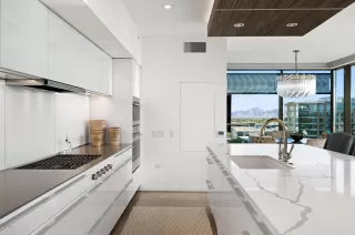 Photo #6: 6074935 Listing