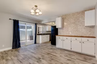 Photo #2: 6075070 Listing