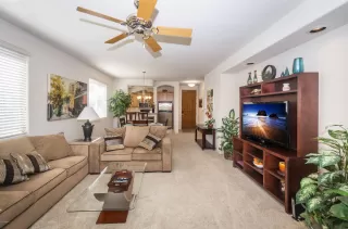 Photo #3: 6075215 Listing