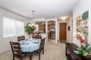Photo #6: 6075215 Listing