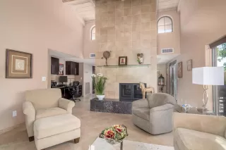 Photo #2: 6075226 Listing 