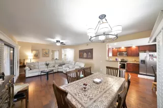 Photo #5: 6075271 Listing