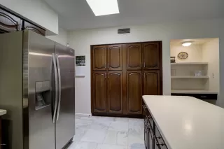 Photo #5: 6075321 Listing