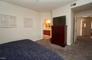 Photo #4: 6075416 Listing 