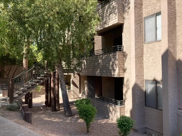 MLS: 6075426 Condo For Sale