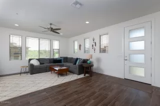 Photo #3: 6075588 Listing