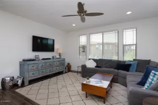 Photo #4: 6075588 Listing