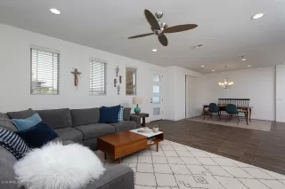 Photo #5: 6075588 Listing