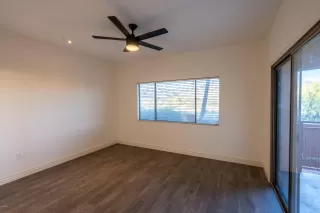 Photo #5: 6075636 Listing