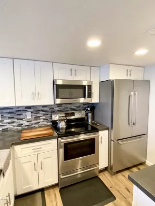 Photo #2: 6075661 Listing