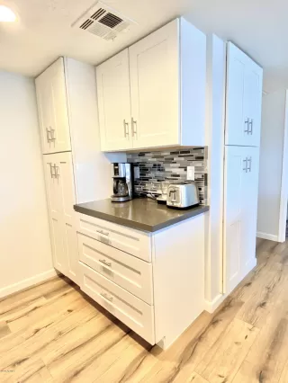 Photo #3: 6075661 Listing